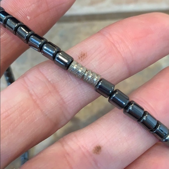 💐5/25 Hematite ball circle pendant barrel clasp - Picture 4 of 5